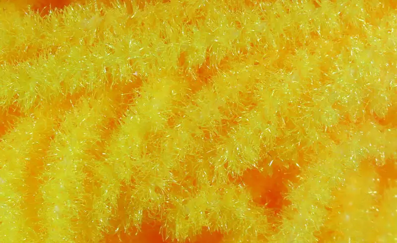 Hareline Trilobal Antron Chenille Medium