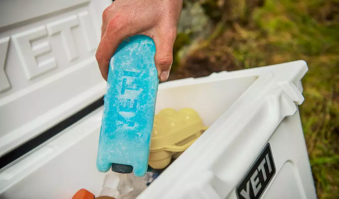 Coolers YETI ICE